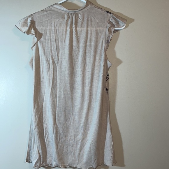 Rue 21 Sleeveless Blouse - Picture 3 of 3